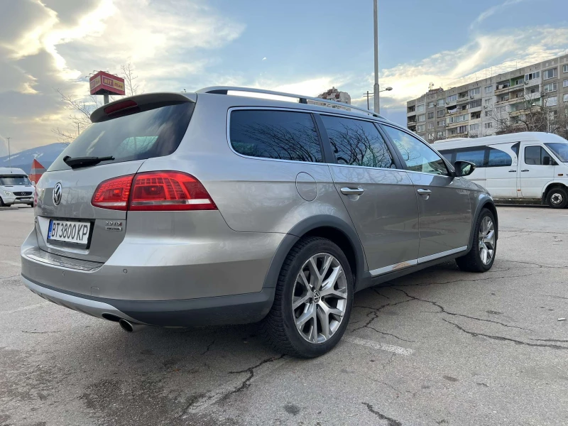 VW Passat Alltrack-2.0TDI-177k.c.-4x4-DSG-LED, снимка 5 - Автомобили и джипове - 48359087