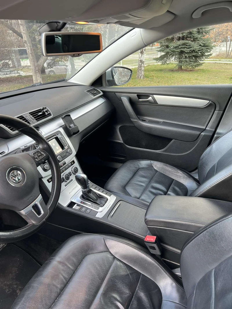 VW Passat Alltrack-2.0TDI-177k.c.-4x4-DSG-LED, снимка 9 - Автомобили и джипове - 48359087