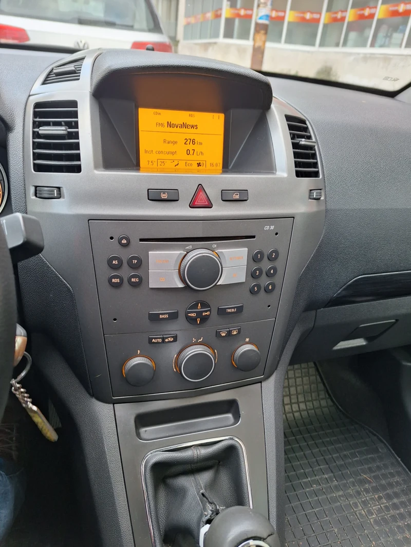 Opel Zafira B, снимка 6 - Автомобили и джипове - 48549193