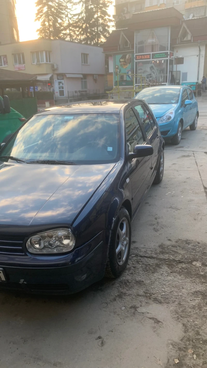 VW Golf 1.6 101, снимка 2 - Автомобили и джипове - 49274515