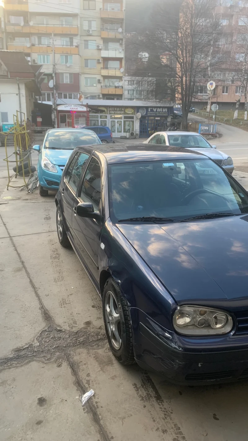 VW Golf 1.6 101, снимка 3 - Автомобили и джипове - 49274515