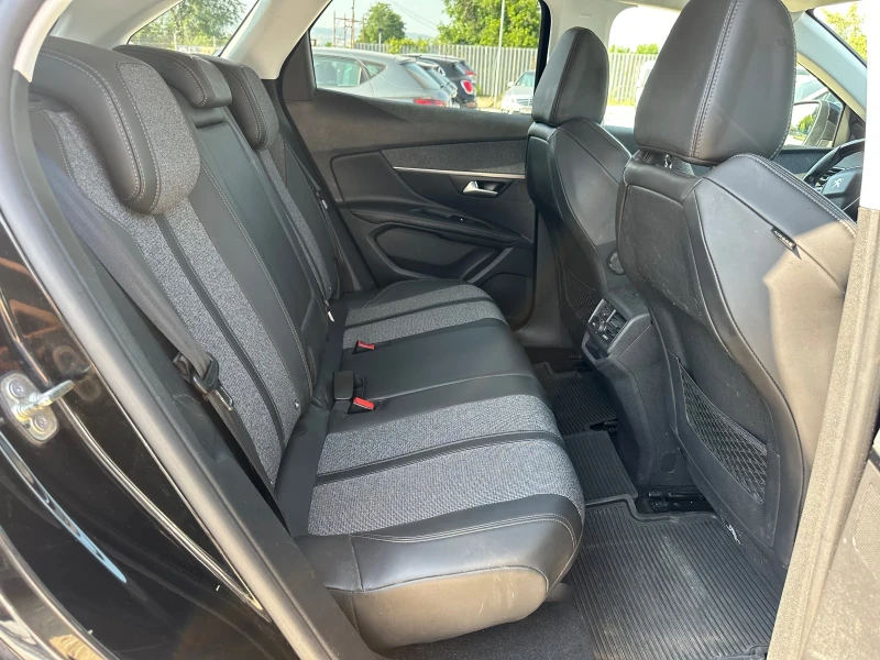 Peugeot 3008 1.5HDI ALLURE EAT8 , снимка 11 - Автомобили и джипове - 50732779