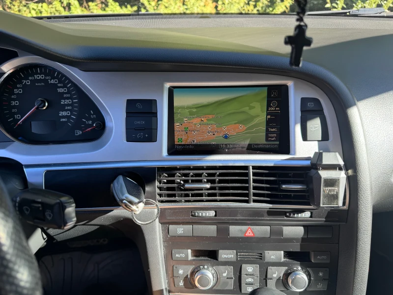 Audi A6 C6, снимка 7 - Автомобили и джипове - 53101833