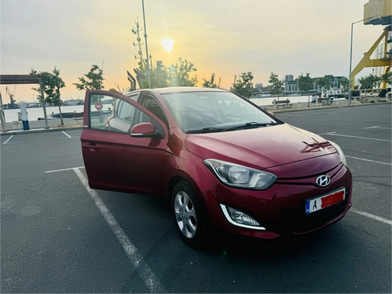 Hyundai I20 1.4 регистрирана бензин и газ