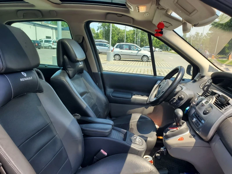 Renault Grand scenic, снимка 7 - Автомобили и джипове - 52463560