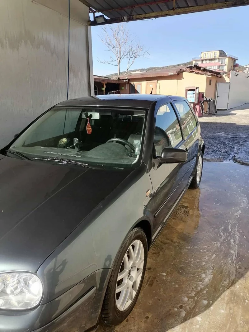 VW Golf 1.6