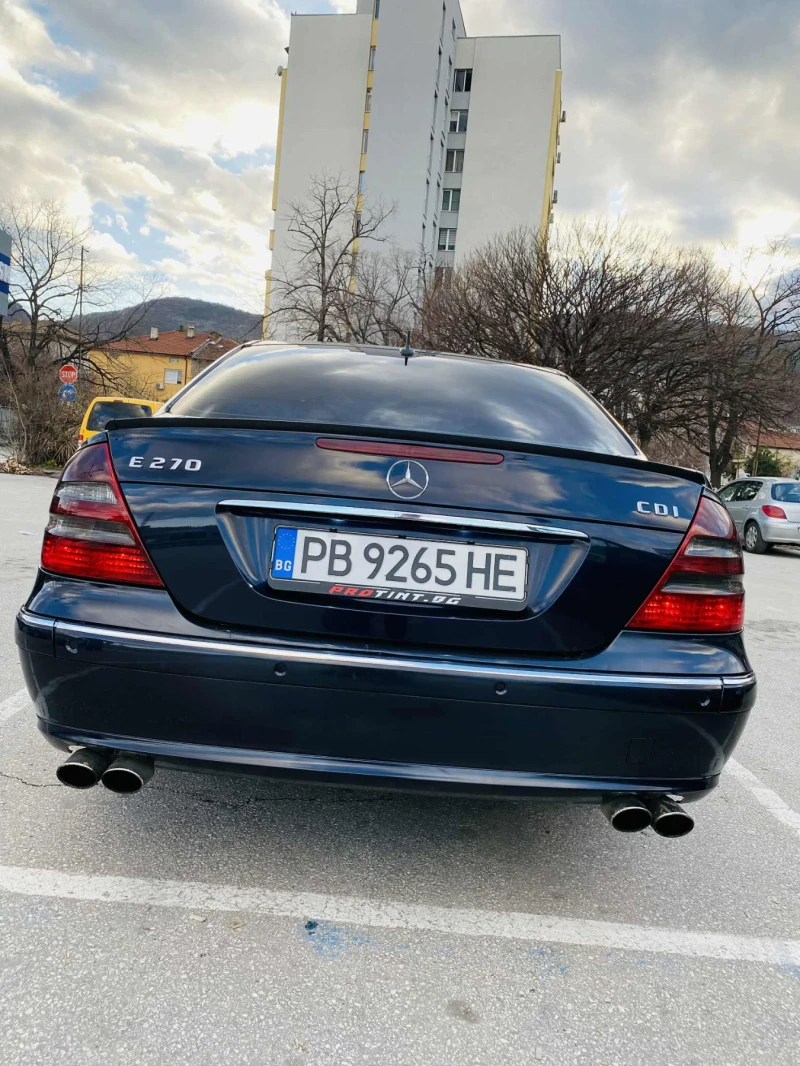 Mercedes-Benz E 270 Mercedes E-class 270cdi, снимка 4 - Автомобили и джипове - 53434019