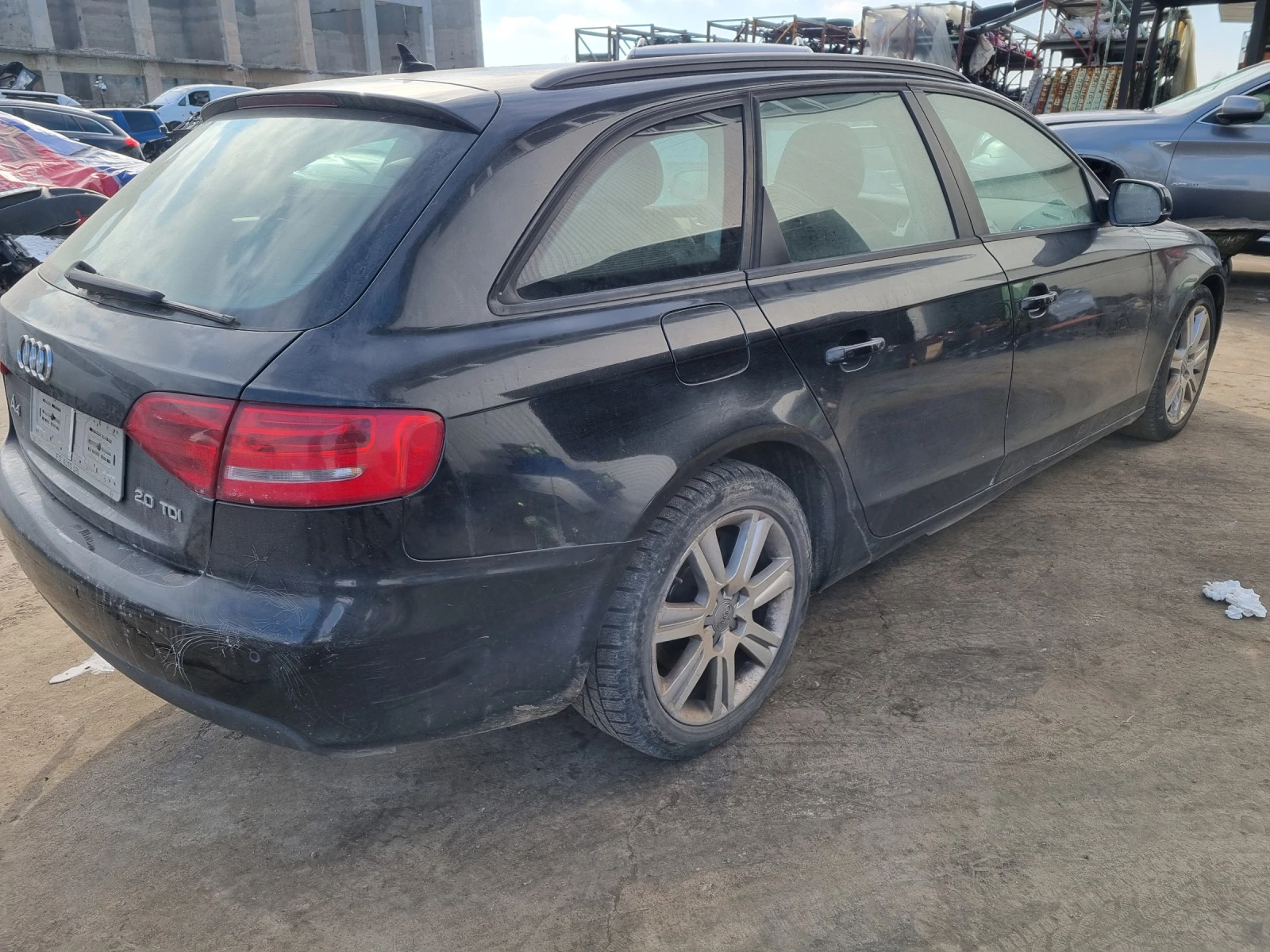 Audi A4 2.0dizel -143ks-2010god-На части!!! - изображение 5