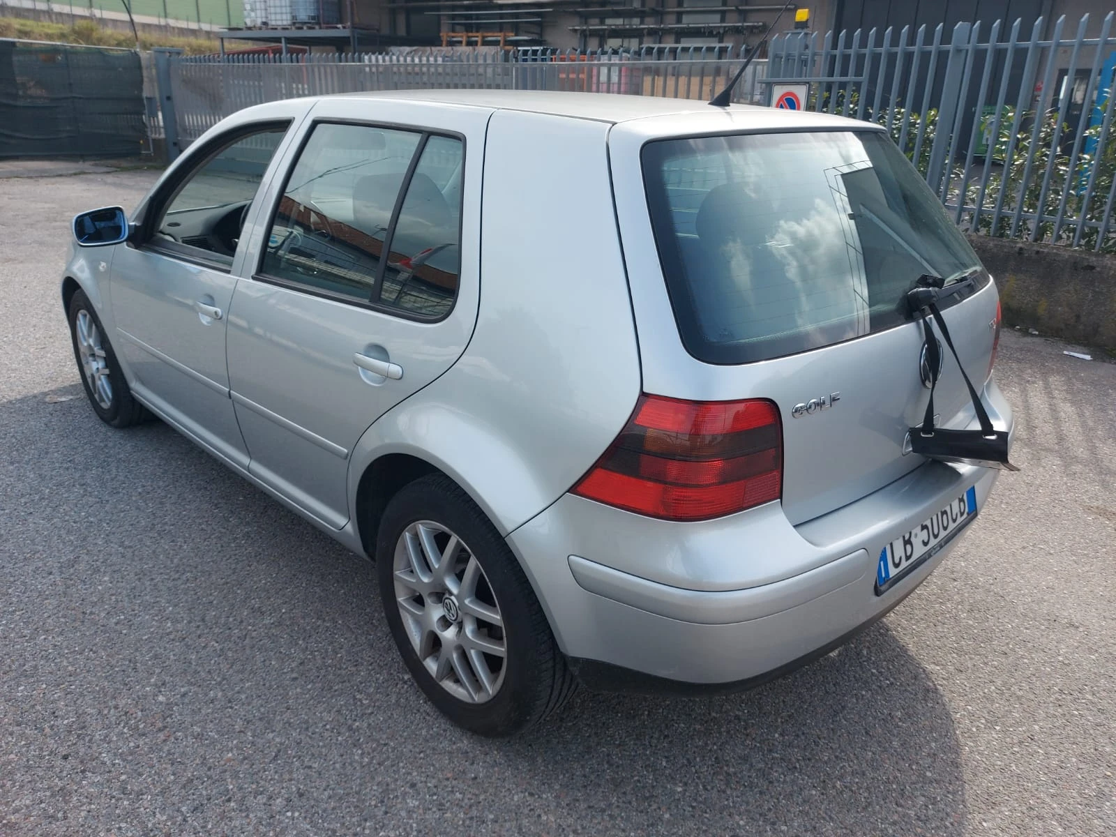 VW Golf 1, 9TDI 6ck  TOP - изображение 4