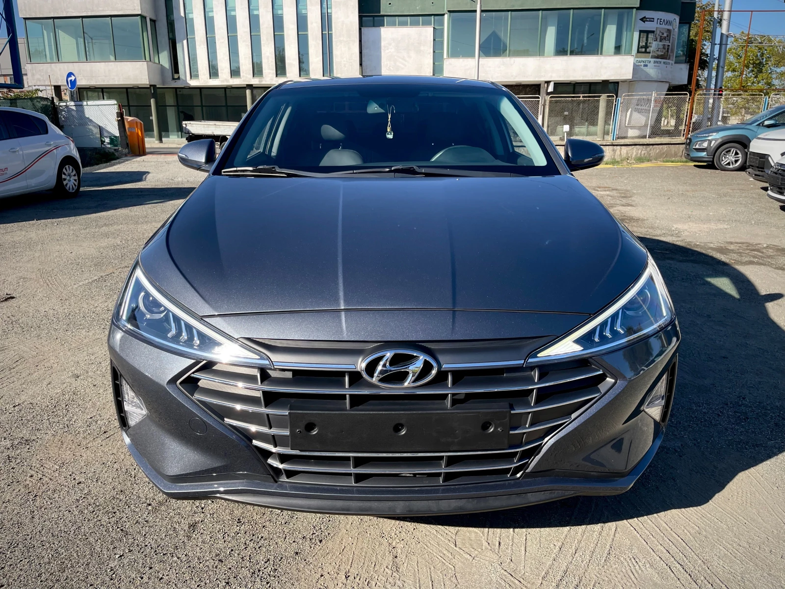 Hyundai Elantra AVANTE 1.6 MPI - - [1] 