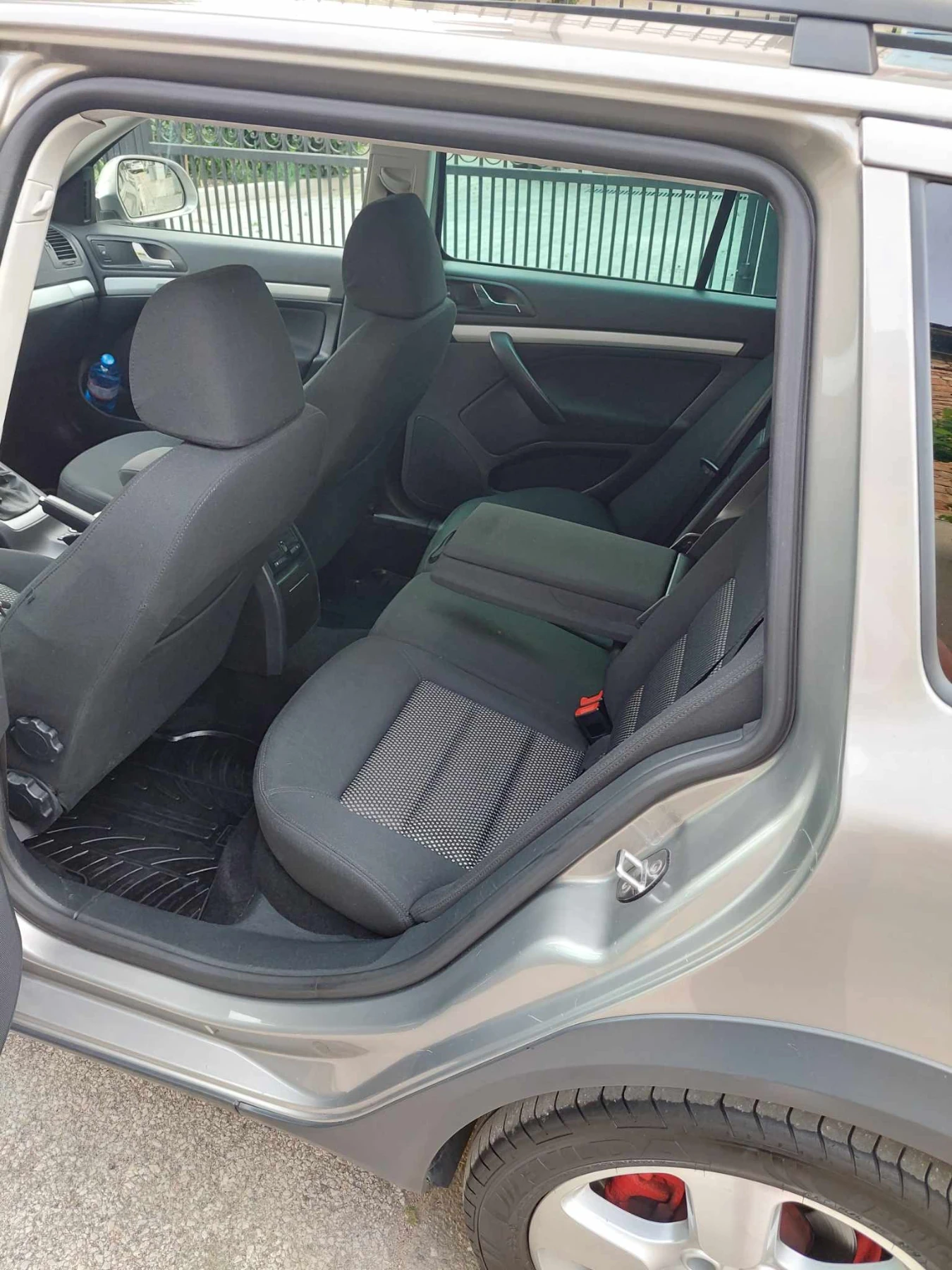 Skoda Octavia Scout - изображение 5