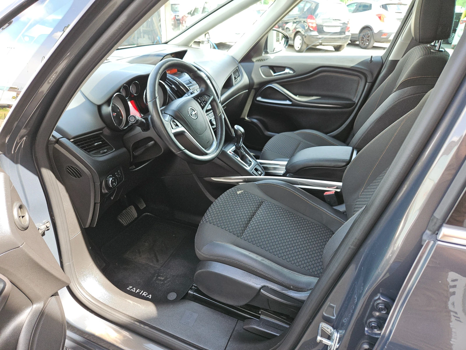 Opel Zafira 2.0D/COSMO/131kc/КОЖА/ACC/NAVI/БЛУТУТ/EURO 6B/ТОП - изображение 9