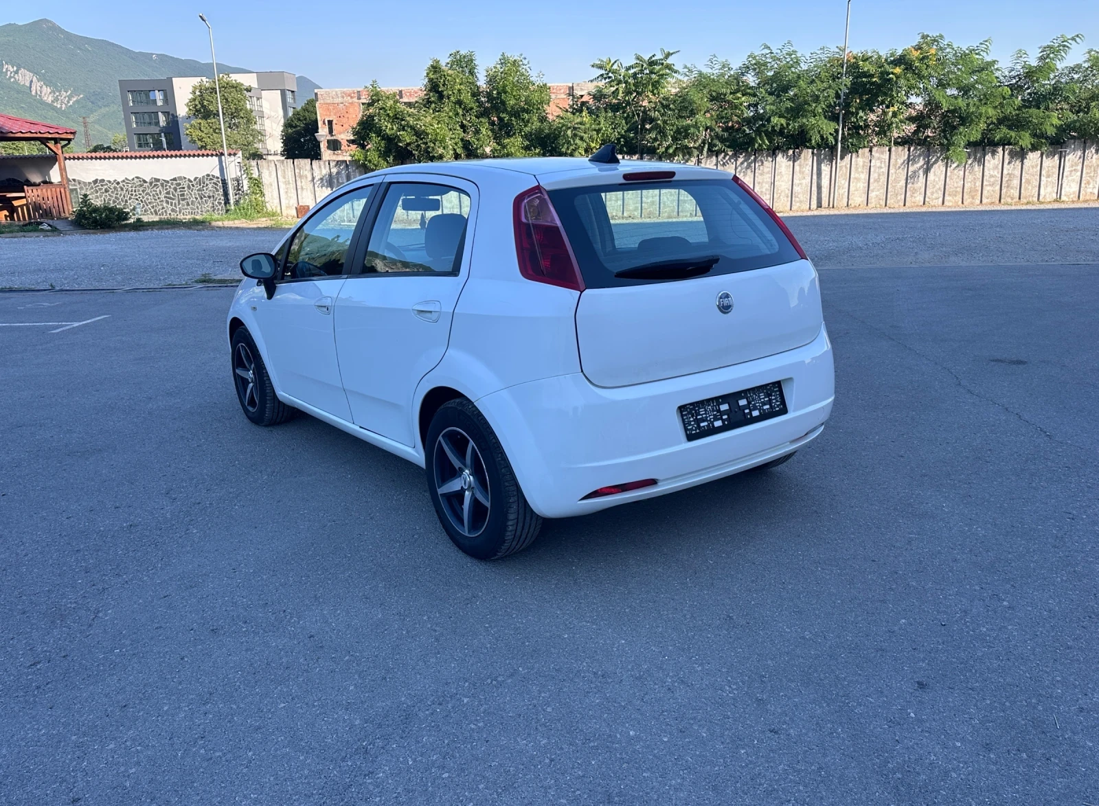 Fiat Punto GRANDE - 1.3M-JET - КЛИМАТИК - изображение 7