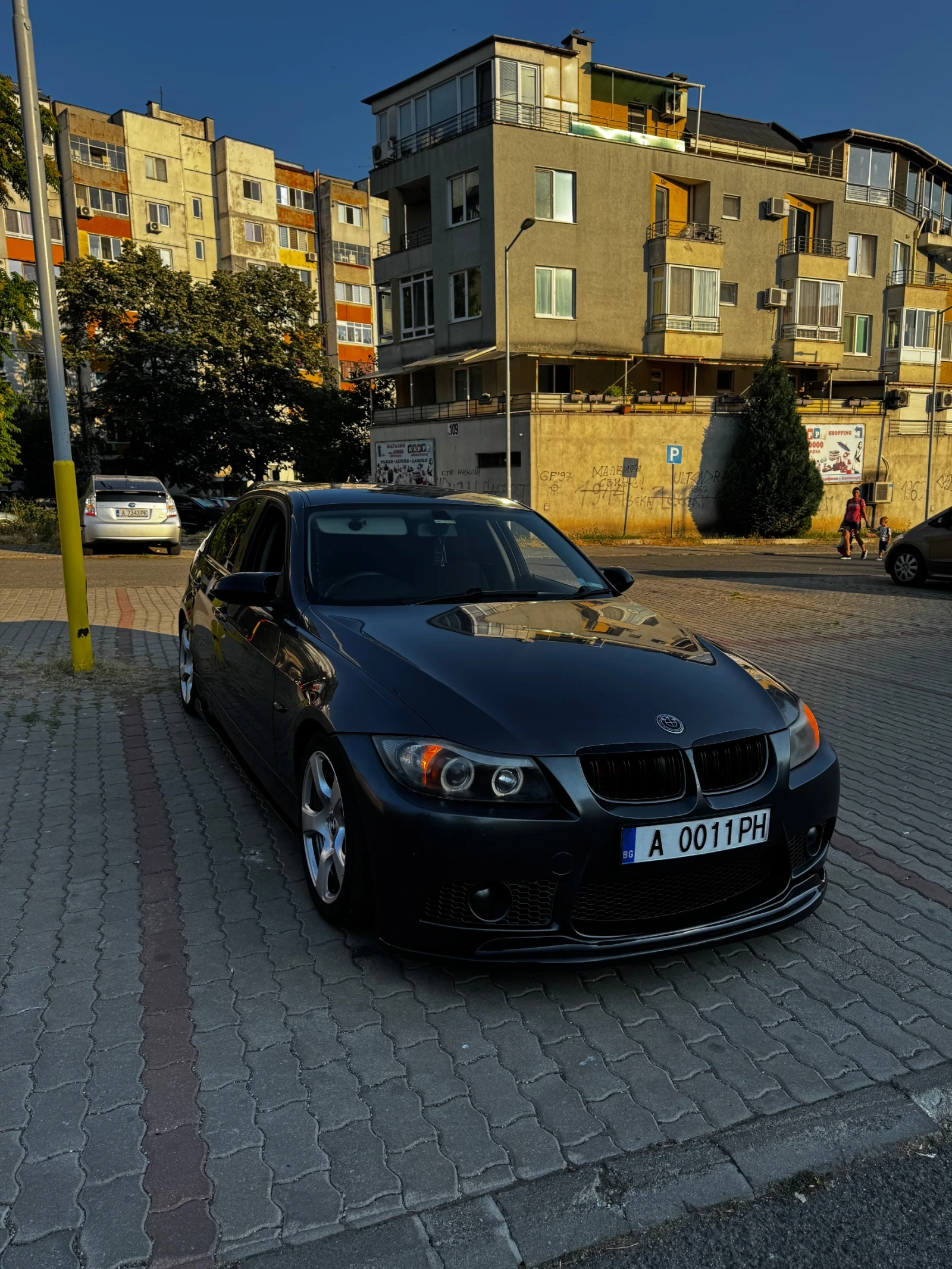 BMW 320 E90 320d - изображение 2