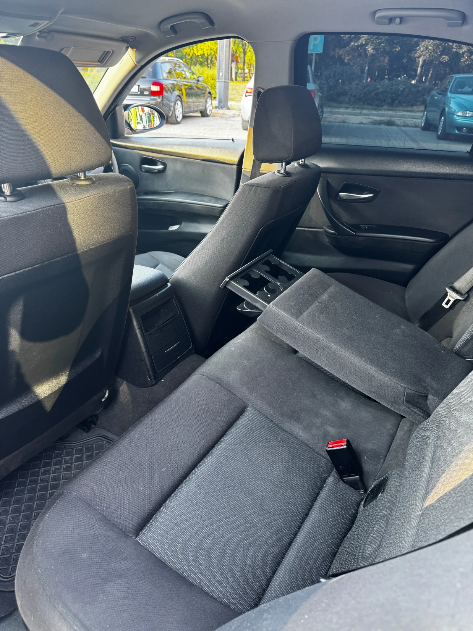 BMW 320 E90 320d - изображение 8