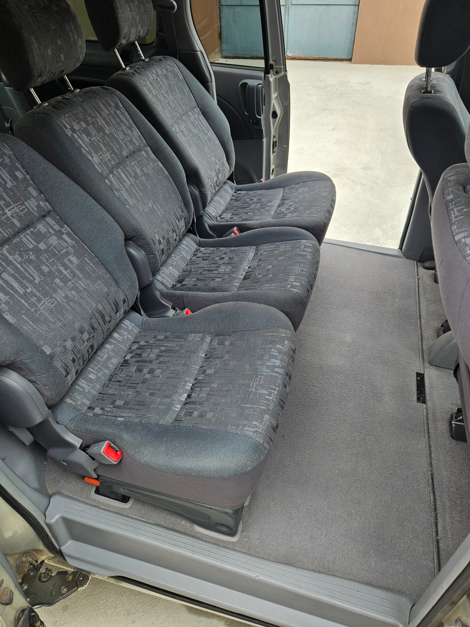 Toyota Previa 7 места - изображение 7