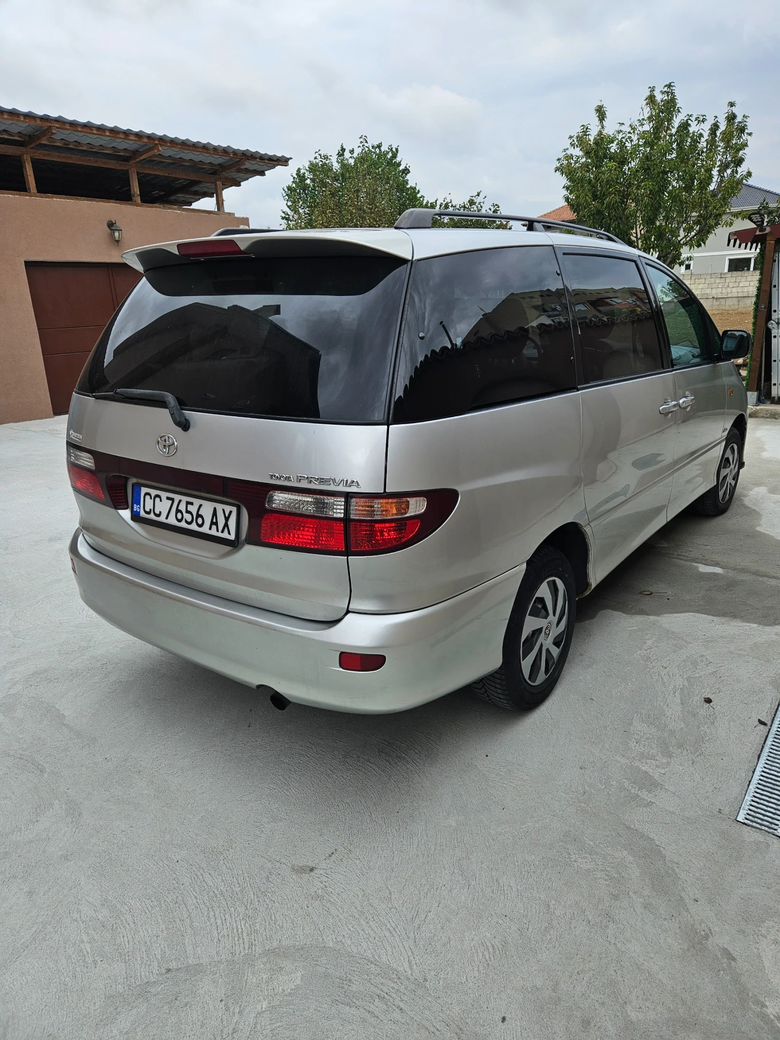 Toyota Previa 7 места - изображение 5