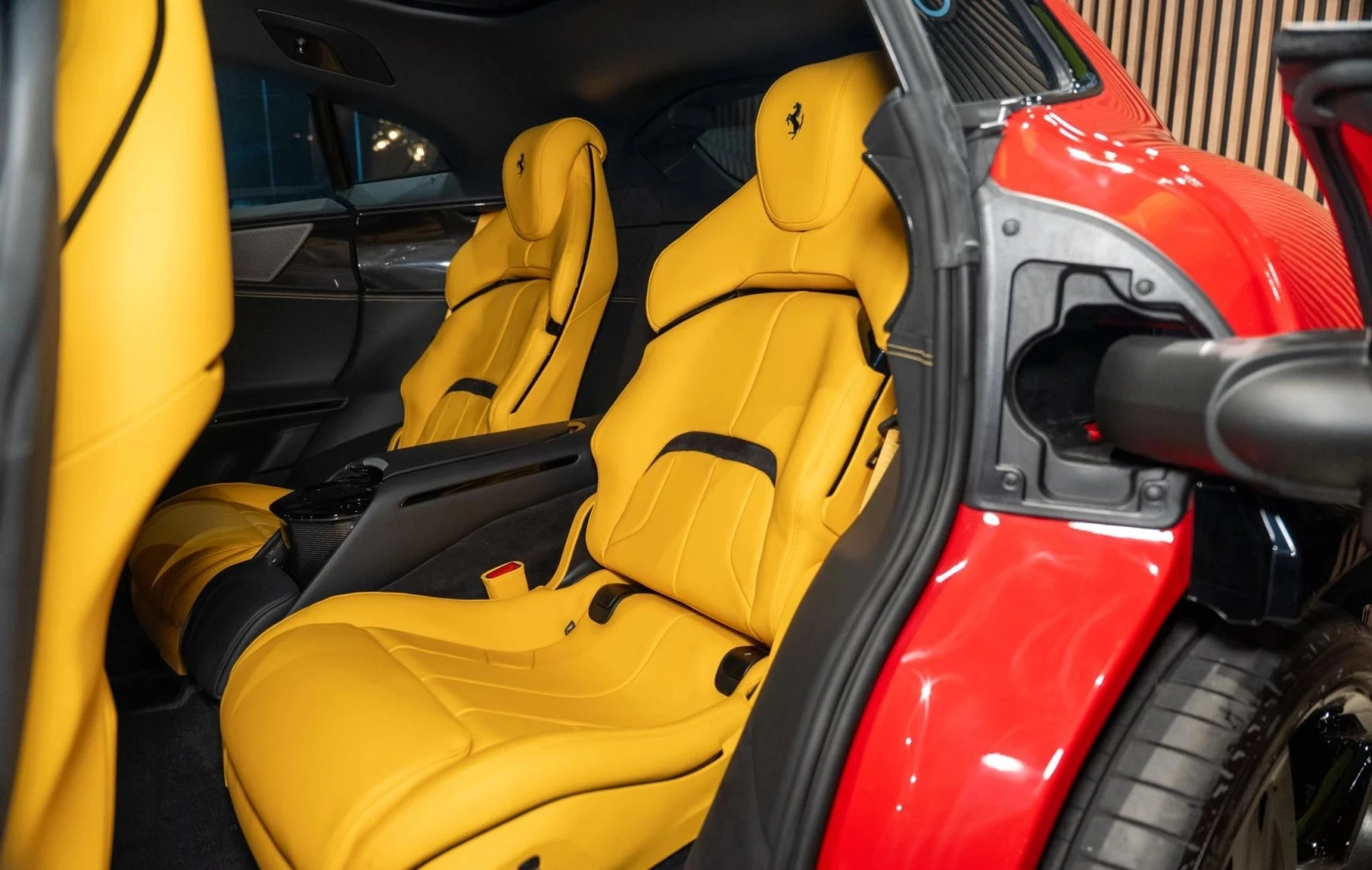 Ferrari Purosangue 6.5 V12 AWD F1 | Mobile.bg   15