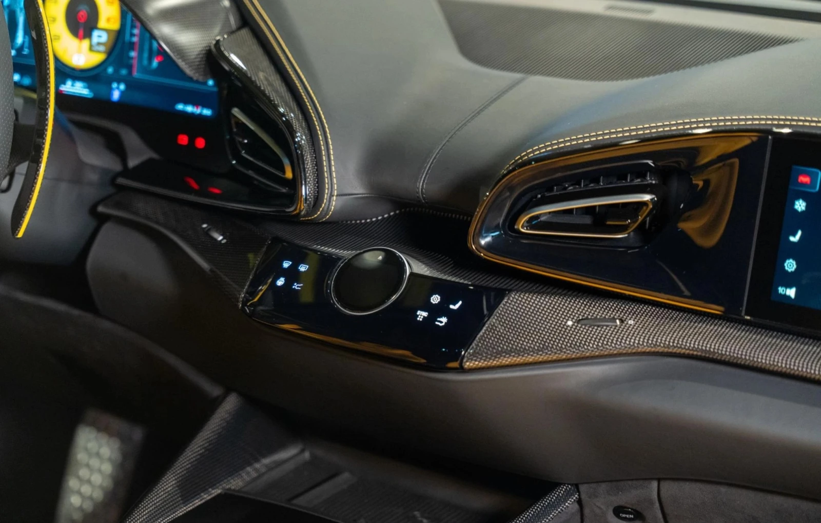 Ferrari Purosangue 6.5 V12 AWD F1 | Mobile.bg   13