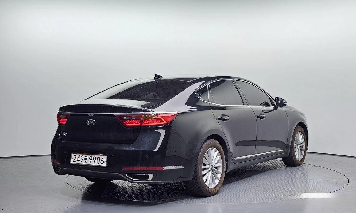 Kia K7 3.0 LPI Luxury - изображение 2