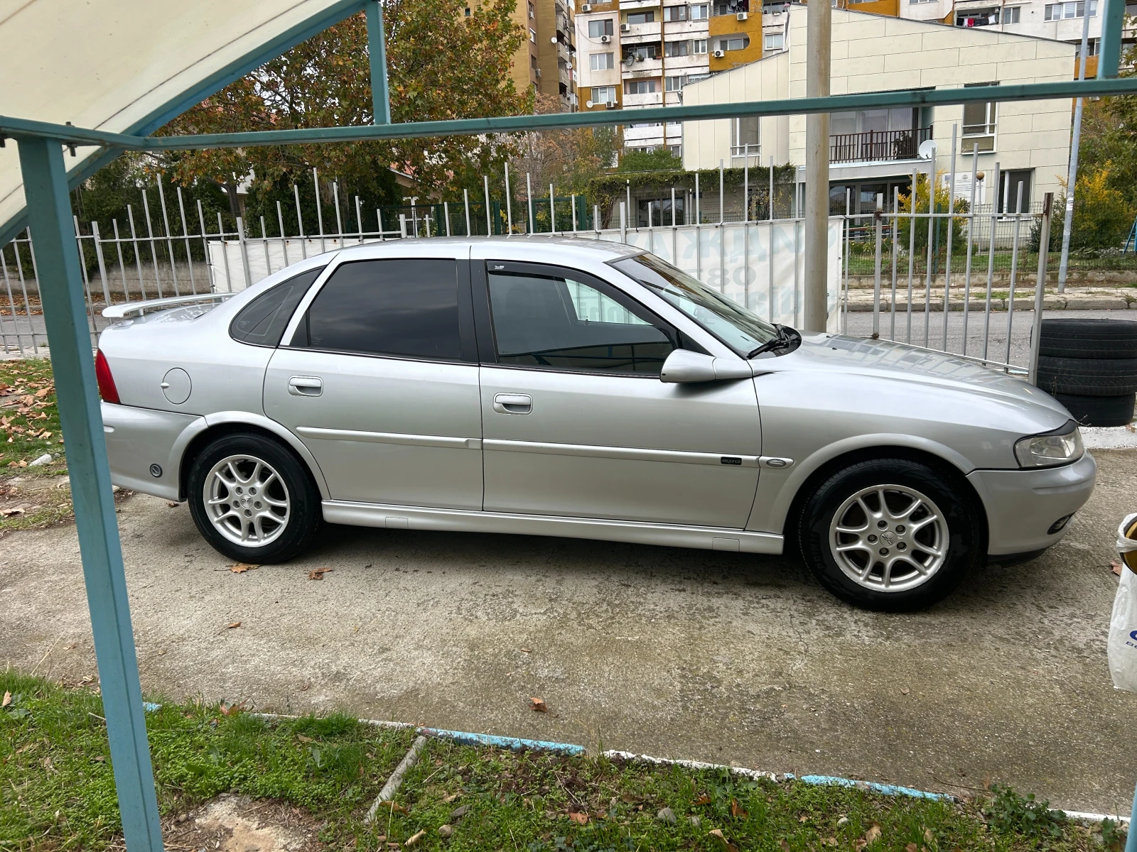 Opel Vectra Бензин/ГАЗ | Mobile.bg — изображение 3