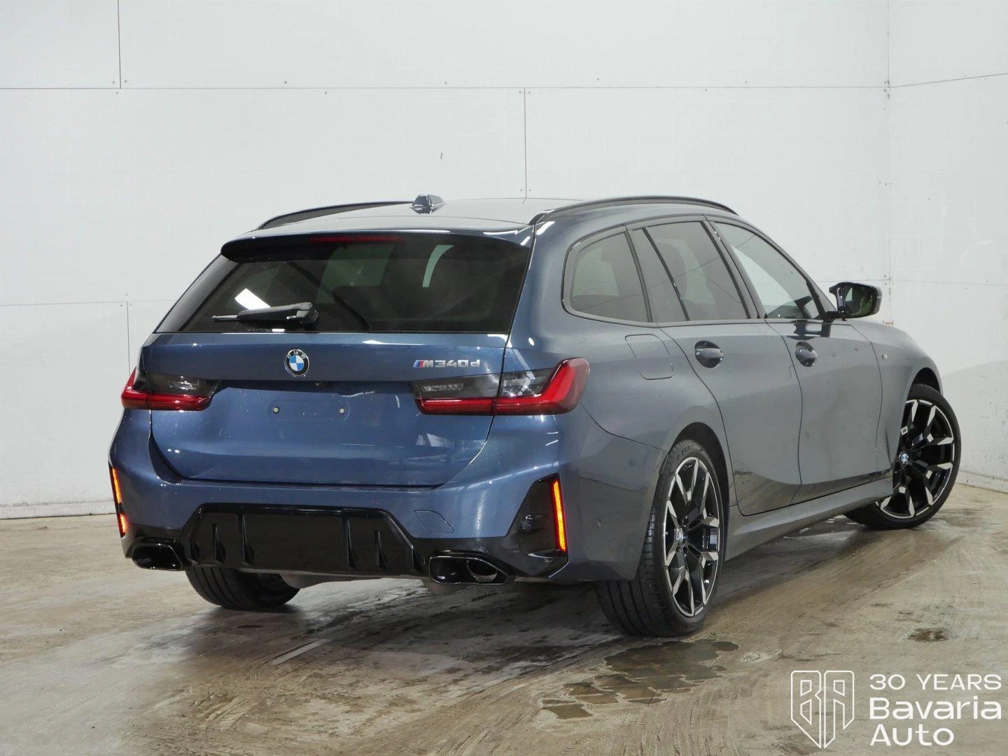 BMW 340 M340d xDrive Touring Sportautomatic - изображение 3