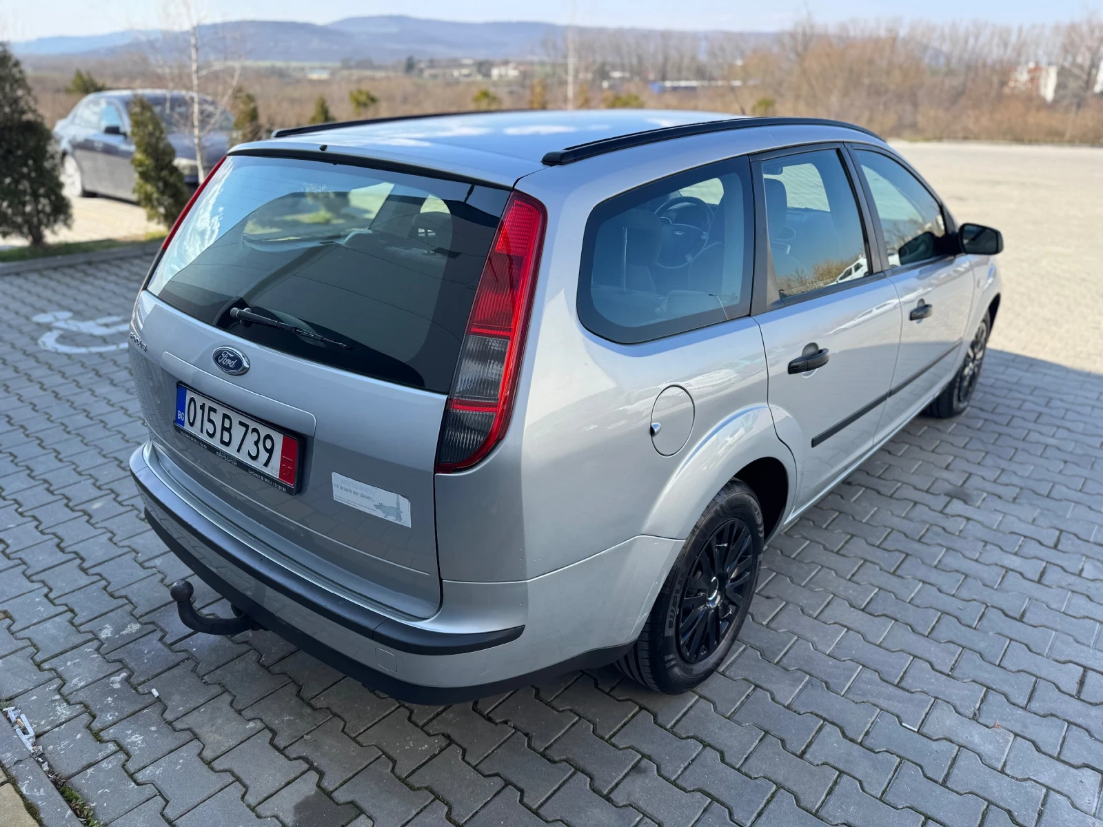 Ford Focus 1.6 16V Бензин Автомат Навигация, снимка 6 - Автомобили и джипове - 53714737