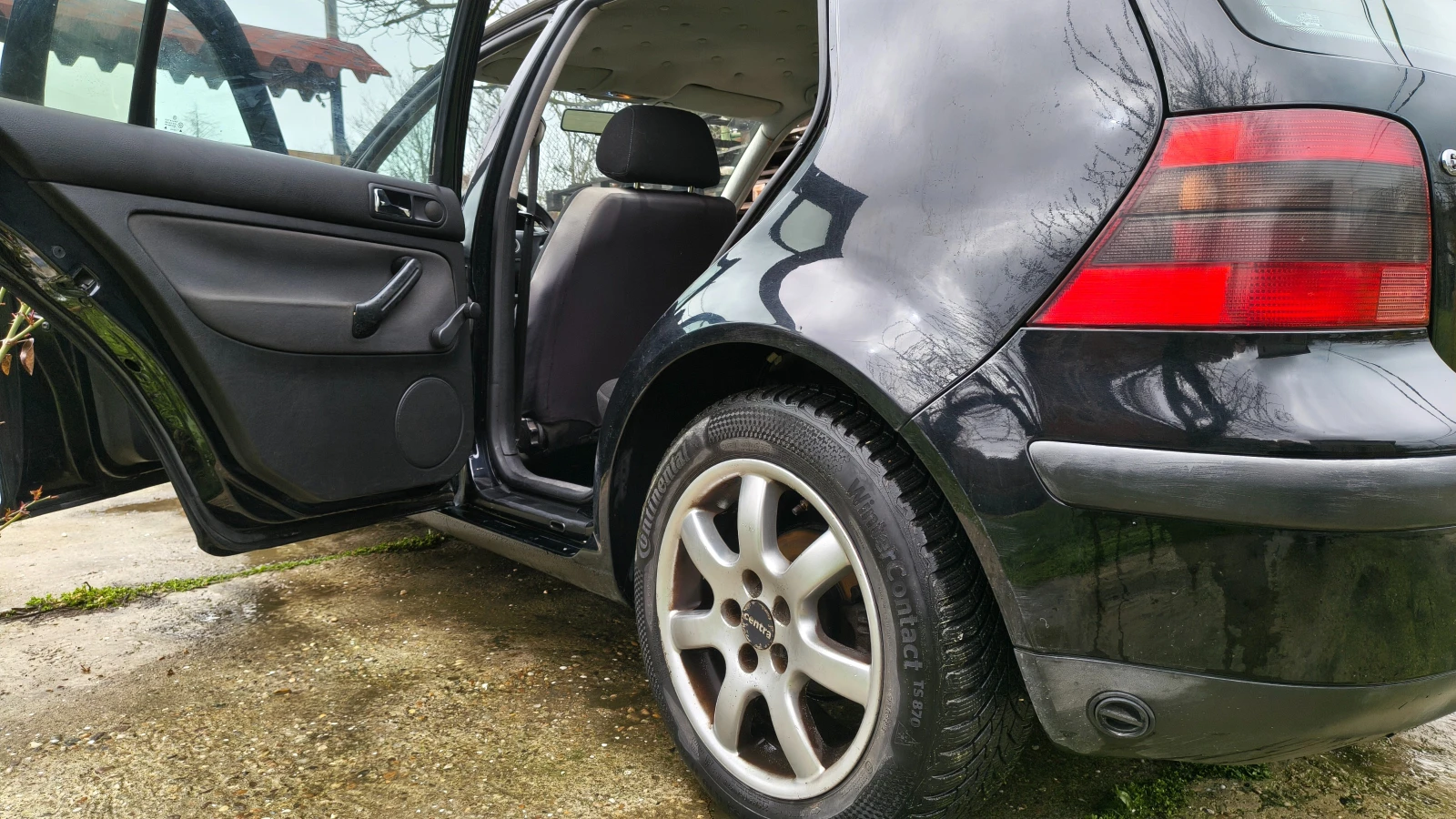 VW Golf 1.6sr, снимка 9 - Автомобили и джипове - 54031930