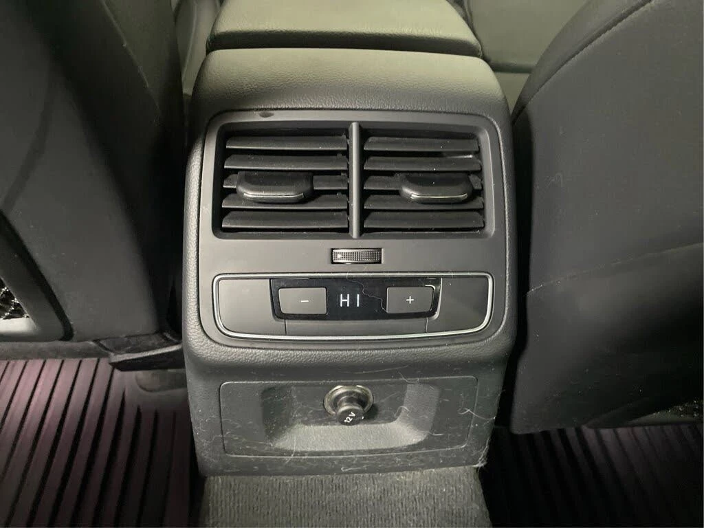 Audi A4 Quattro* АвтоКредит* (ЦЕНА ДО БГ), снимка 8 - Автомобили и джипове - 54039501