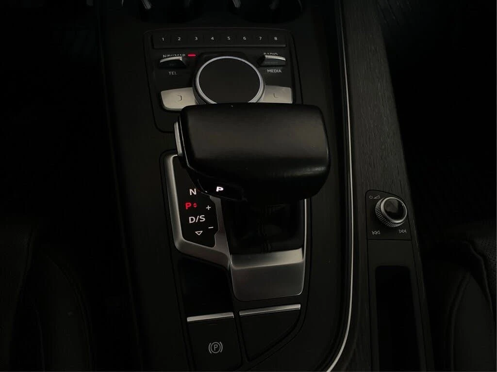 Audi A4 Quattro* АвтоКредит* (ЦЕНА ДО БГ), снимка 11 - Автомобили и джипове - 54039501