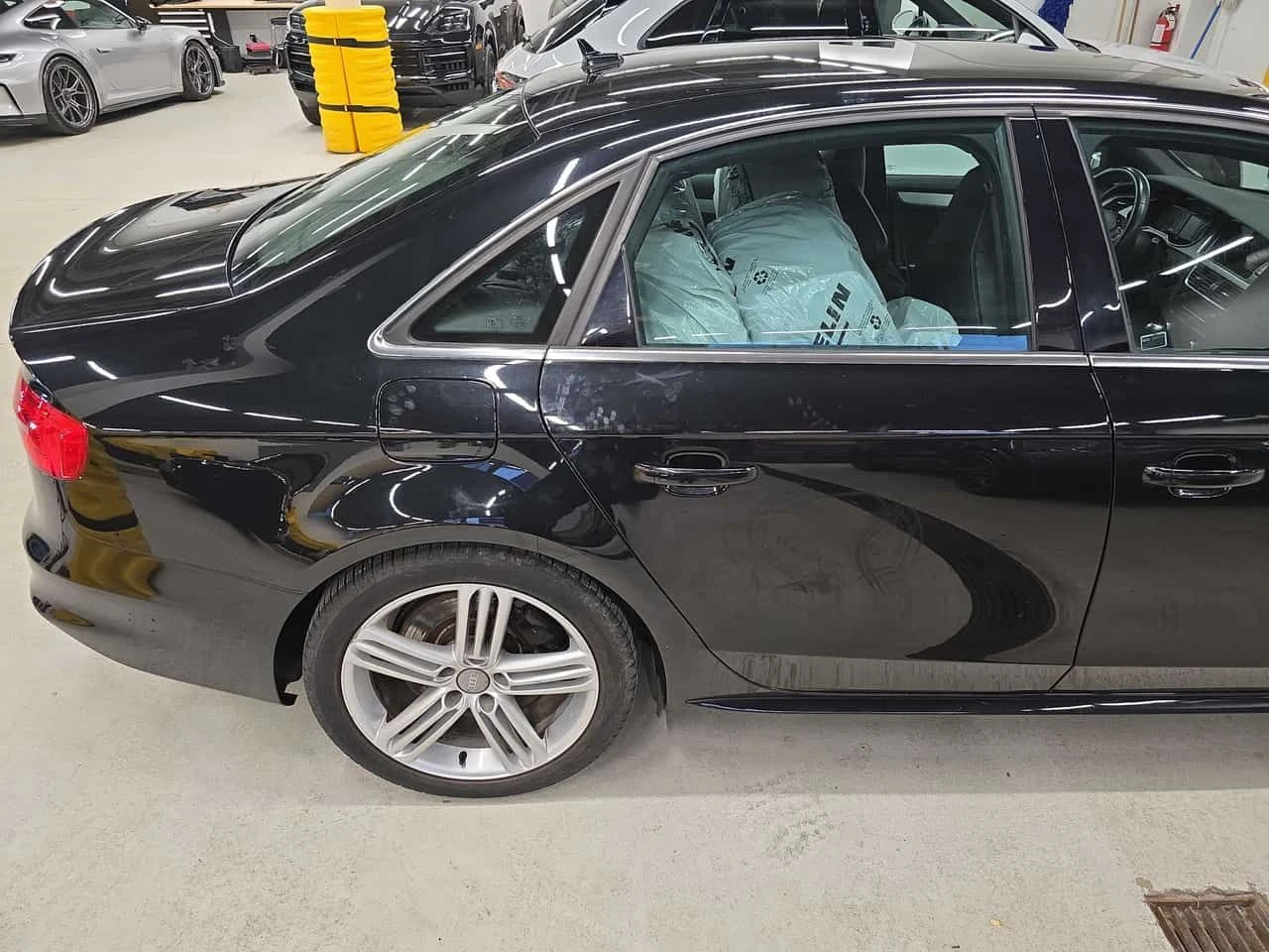 Audi S4 Technik /B&O/CAMERA/ГУМИ С ДЖАНТИ /КЛИП НА МОТОРА , снимка 12 - Автомобили и джипове - 54107098