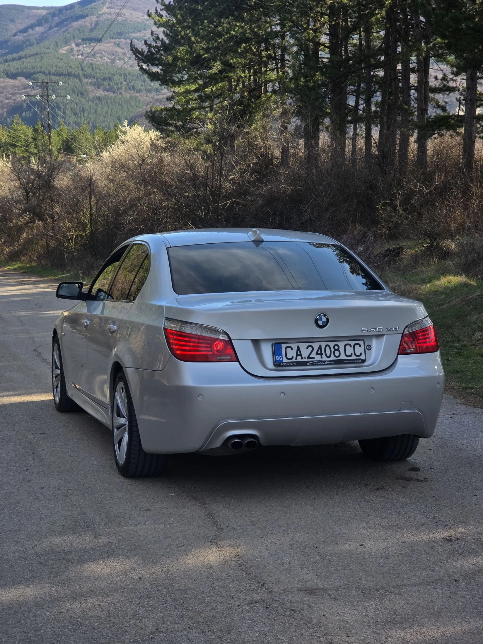 BMW 530 XD 235hp * M-pack * Logic7 * Headup * Nightvision , снимка 4 - Автомобили и джипове - 54115279