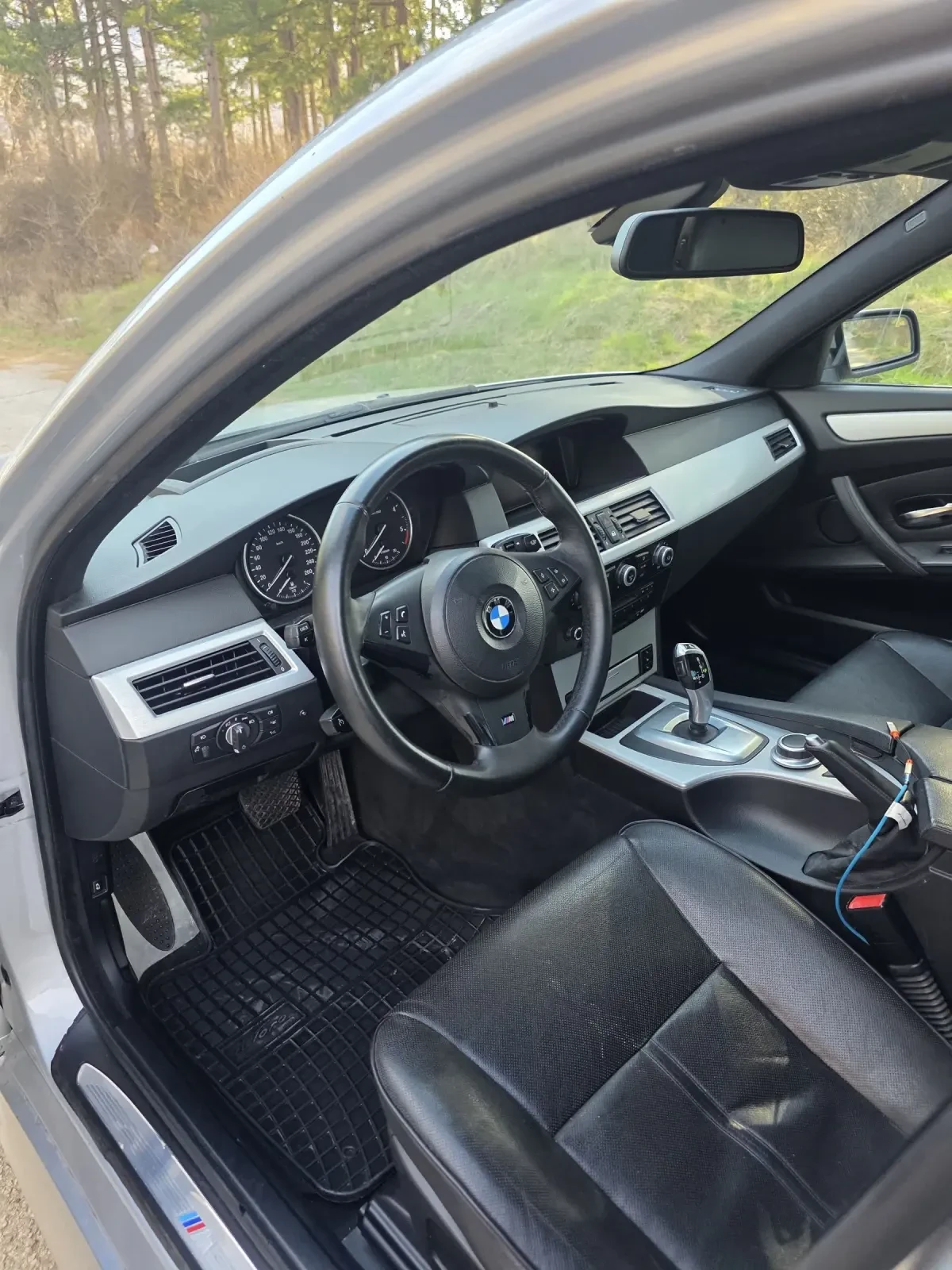 BMW 530 XD 235hp * M-pack * Logic7 * Headup * Nightvision , снимка 7 - Автомобили и джипове - 54115279