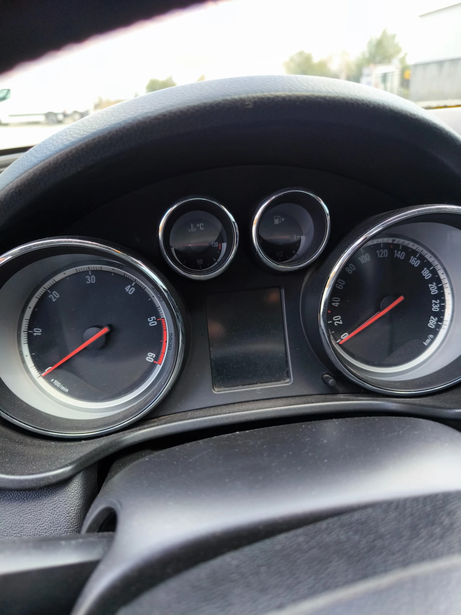 Opel Insignia, снимка 15 - Автомобили и джипове - 54233316