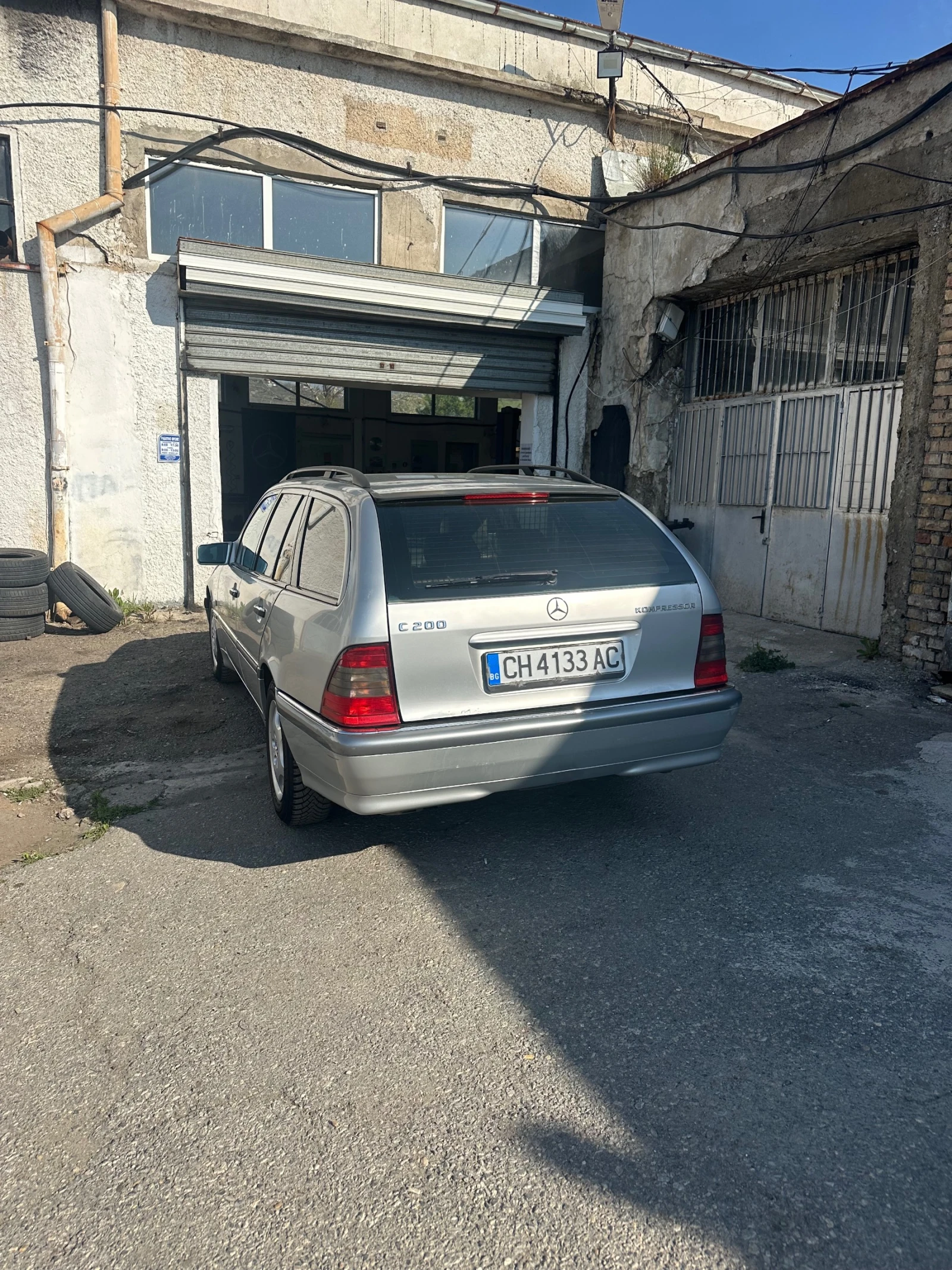 Mercedes-Benz C 200 Kompressor, снимка 3 - Автомобили и джипове - 54250988