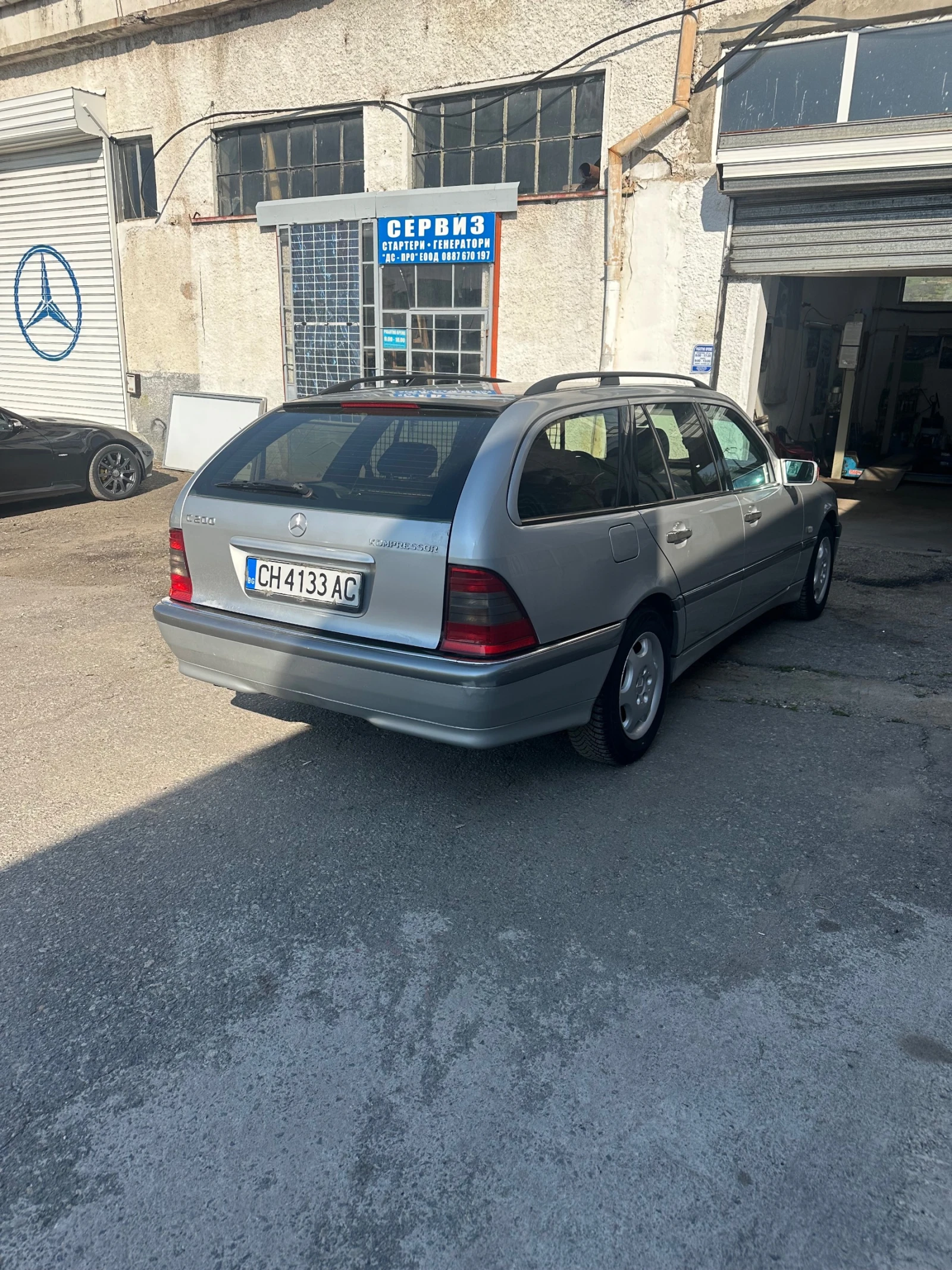 Mercedes-Benz C 200 Kompressor, снимка 4 - Автомобили и джипове - 54250988