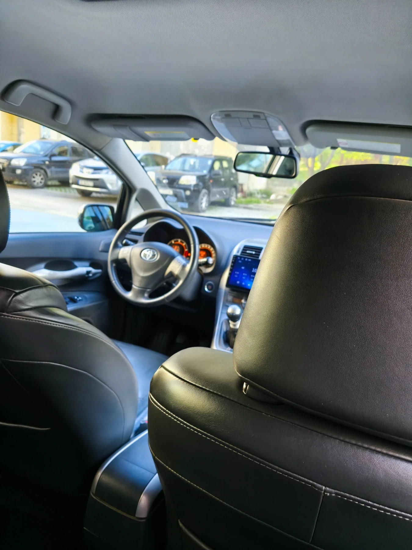 Toyota Auris, снимка 3 - Автомобили и джипове - 54386828