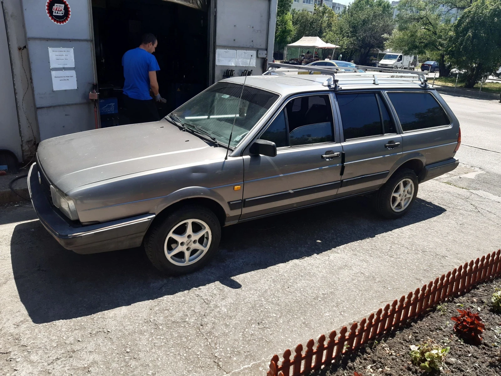 VW Passat 32b 1.6, снимка 5 - Автомобили и джипове - 54485409