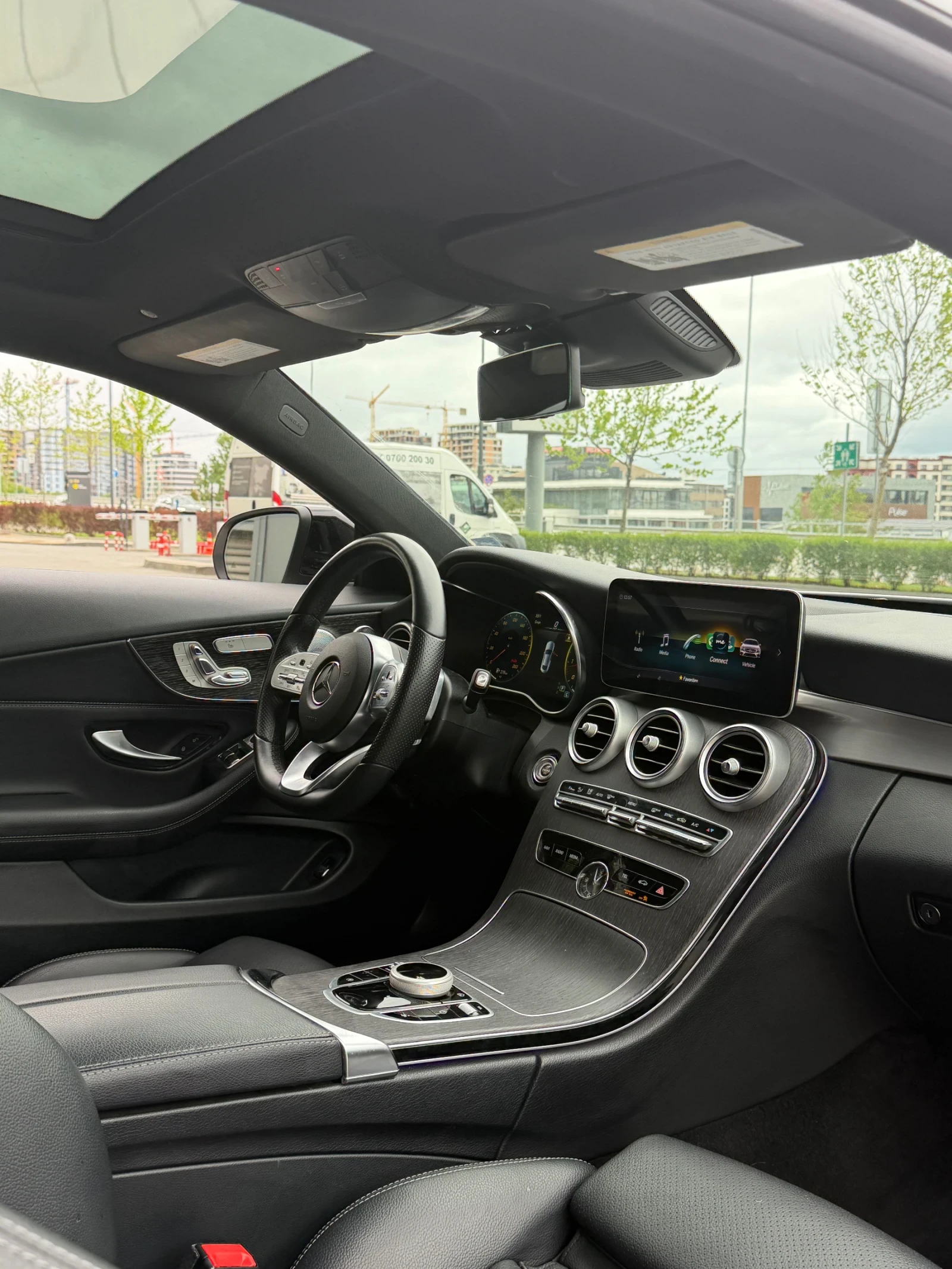 Mercedes-Benz C 300 Coupe AMG / Burmester / 4Matic / Pano, снимка 8 - Автомобили и джипове - 54608062
