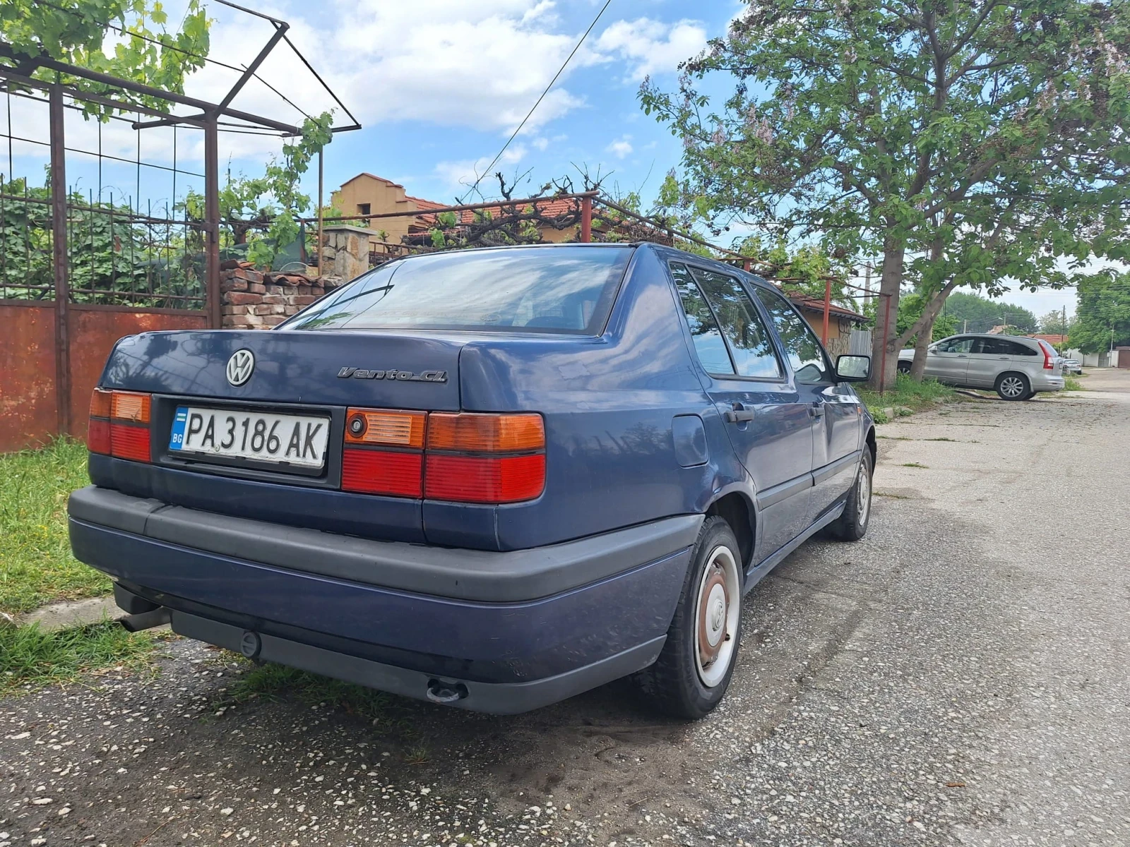 VW Vento, снимка 13 - Автомобили и джипове - 54610890