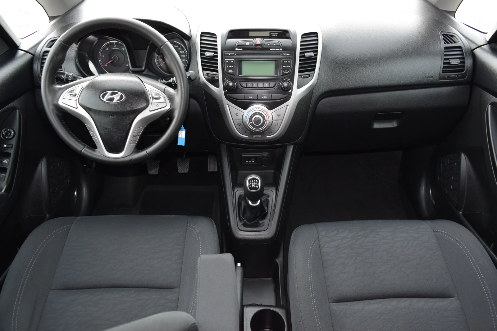Hyundai Ix20 1.4crdi* 90 kc* Euro5B* , снимка 12 - Автомобили и джипове - 54776669