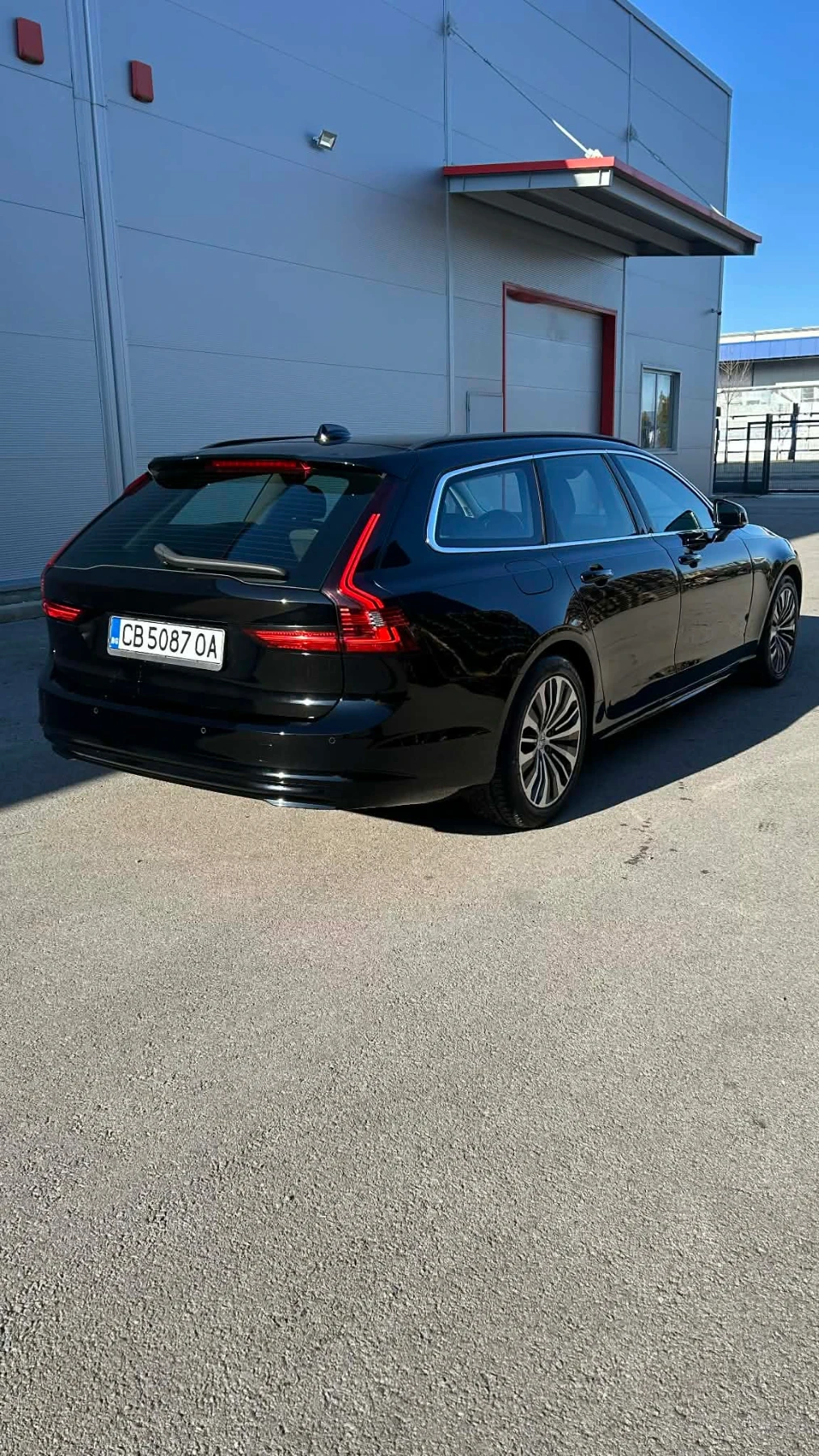Volvo V90, снимка 3 - Автомобили и джипове - 54810722