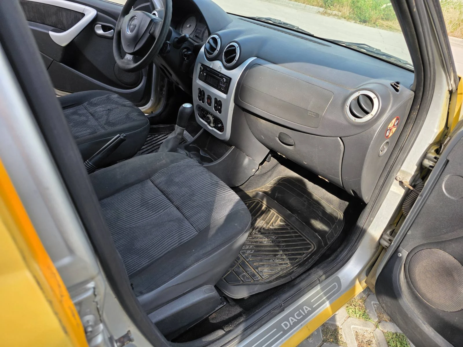 Dacia Logan 1.6 | Mobile.bg � ����������� 7