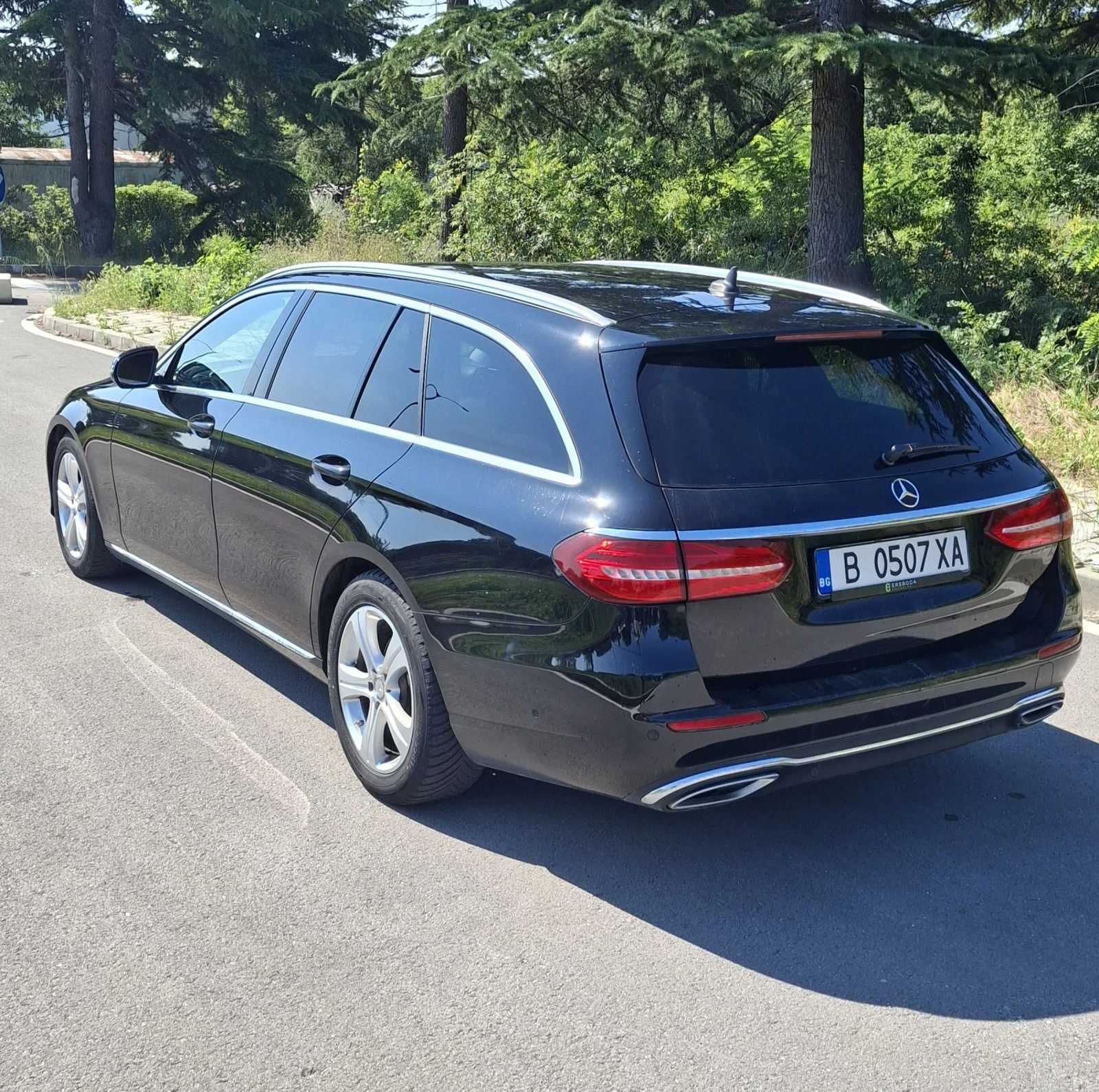 Mercedes-Benz E 220 2.2 DIZEL , снимка 6 - Автомобили и джипове - 55322935