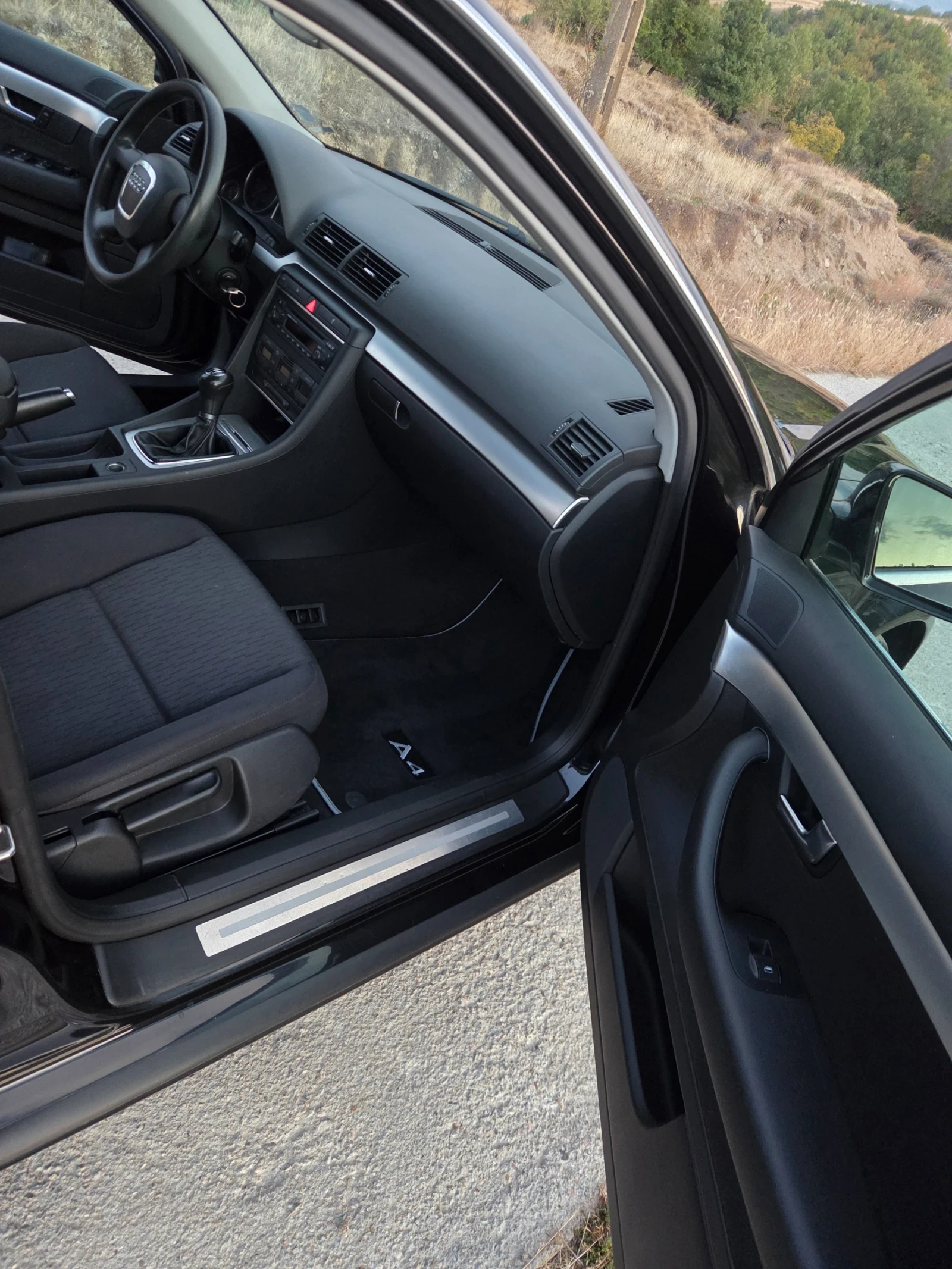 Audi A4, снимка 6 - Автомобили и джипове - 55507158