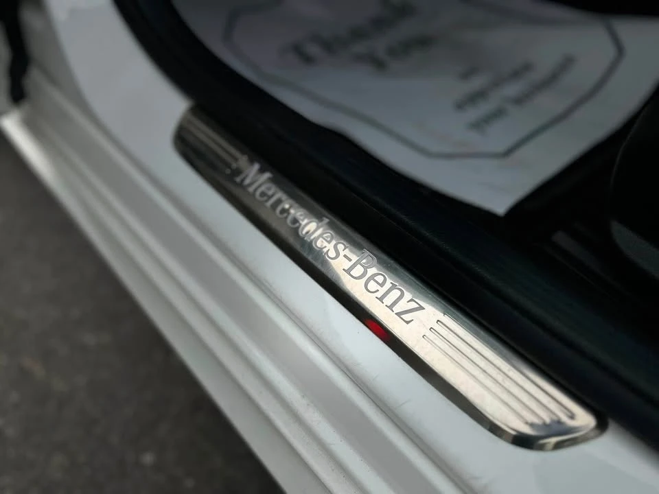 Mercedes-Benz C 300 DISTRONIC* 360КАМЕРИ* ФИКСИРАНА ЦЕНА* , снимка 12 - Автомобили и джипове - 56073209