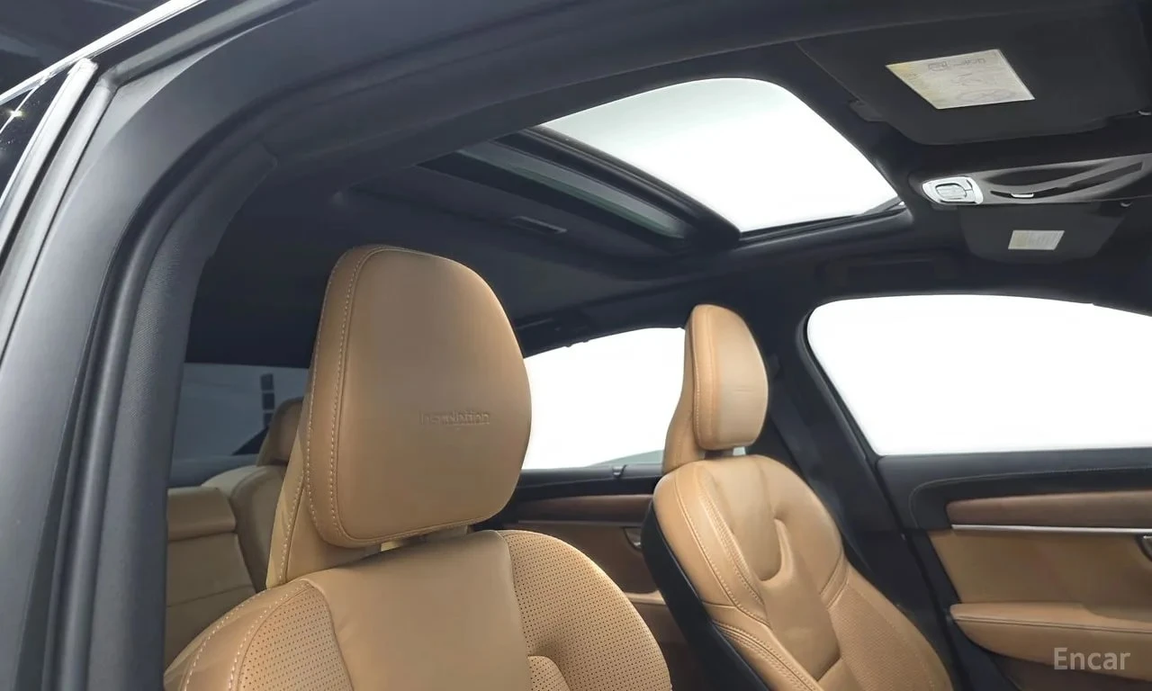 Volvo S90 T5 Inscription| BOWERS| HUD| ОБДУХ| 360| ПАМЕТ, снимка 17 - Автомобили и джипове - 56114106