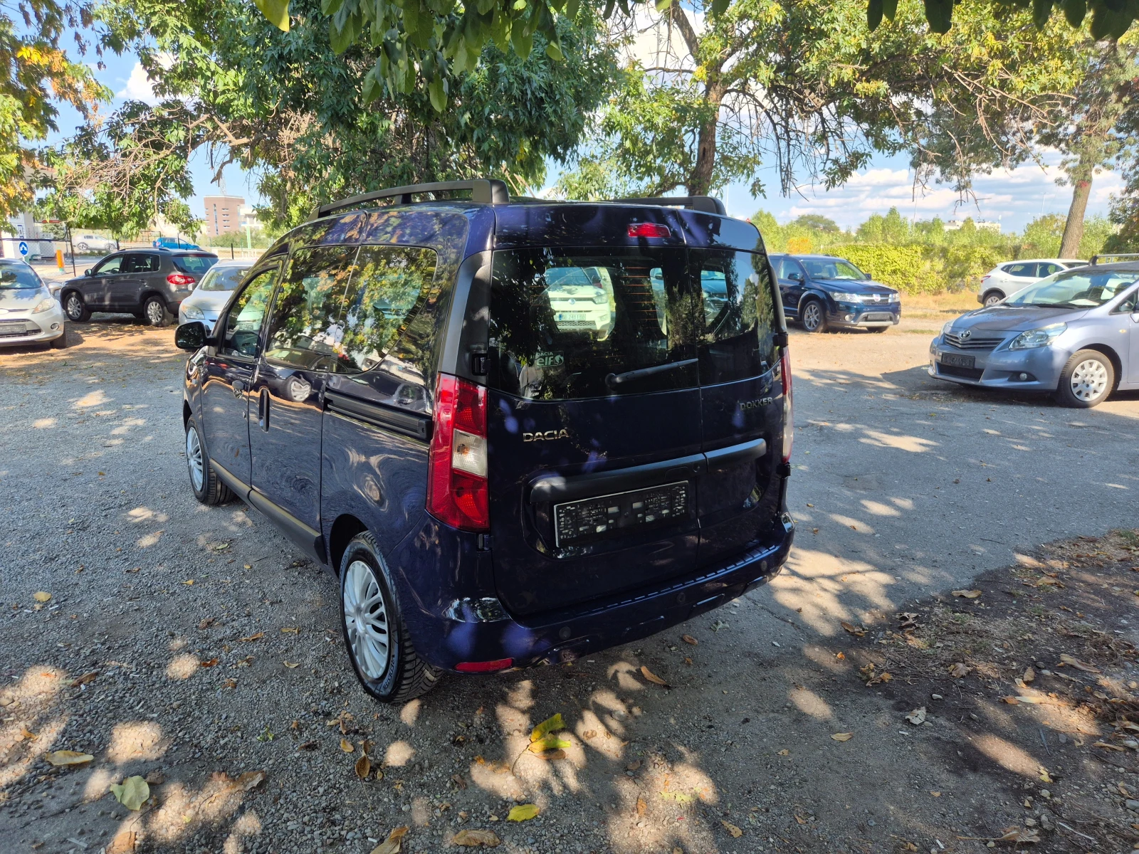 Dacia Dokker 1.6i ГАЗ-БЕНЗИН ПЪТНИЧЕСКИ 5 МЕСТА EURO-6C, снимка 6 - Автомобили и джипове - 56153099
