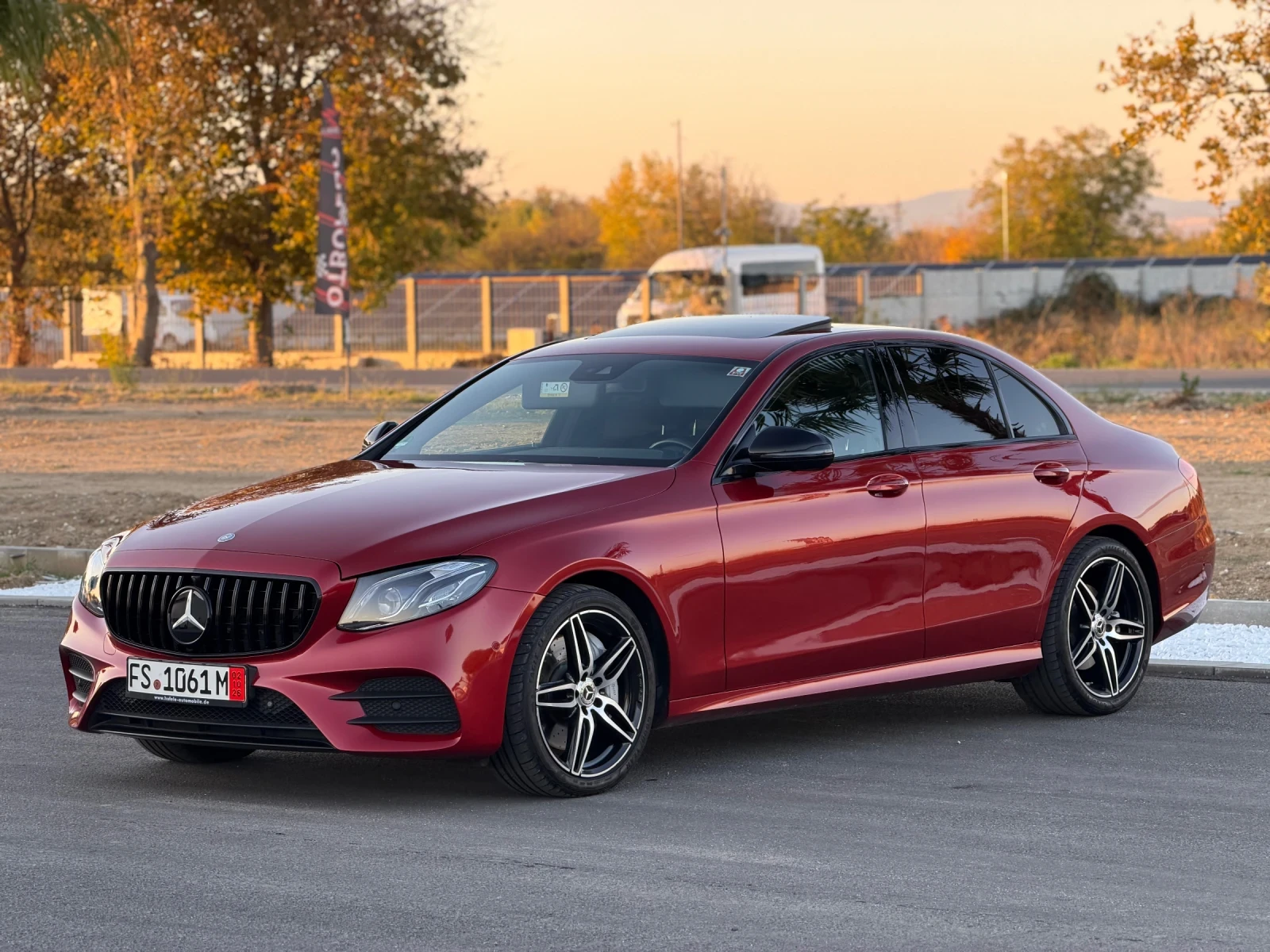 Mercedes-Benz E 350 = AMG-LINE/DIGITAL/GERMANY/360/MEMORY/HUD=  | Mobile.bg � ����������� 3