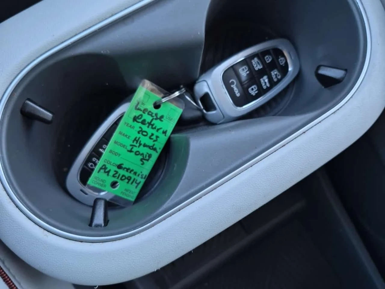 Hyundai Ioniq 5 * Awd Long Range W/luxury Pkg Preferred * CARFAX * | Mobile.bg � ����������� 10